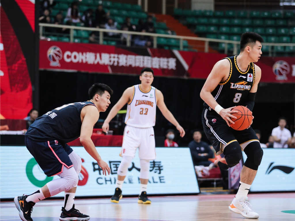 CBA季后赛时间表出炉,诸强冲刺备战正酣 CBA季后赛时间表出炉,诸强冲刺备战正酣